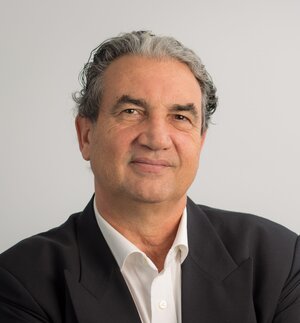 Marco Zavalloni, Managing Director Curaden AG